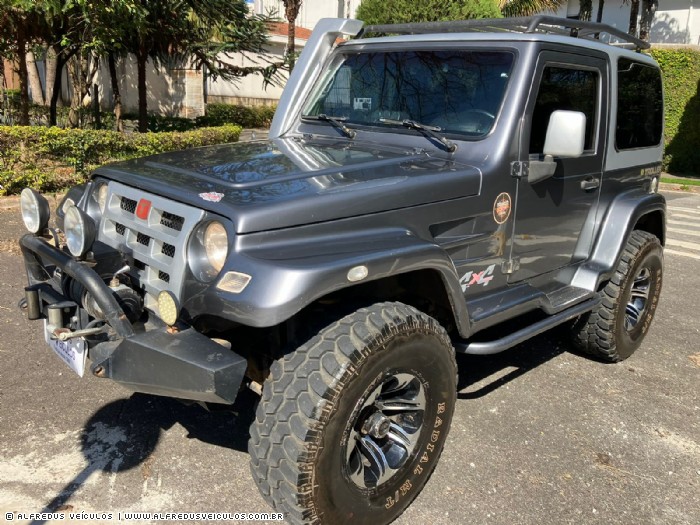 Troller T4 TDI 3.0 4X4 2011/2011